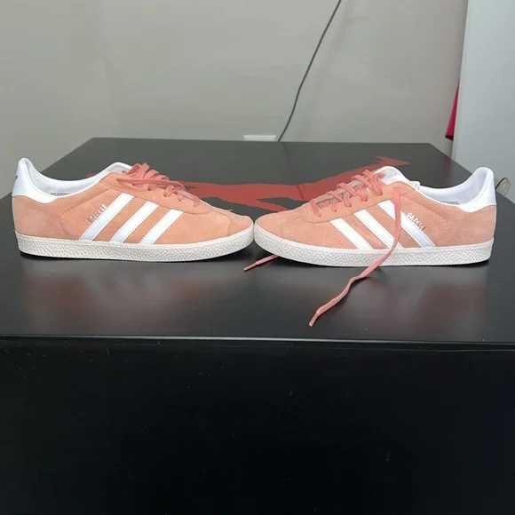 ADIDAS Gazelle Men’s 6.5/Women’s 8 - Picture 11 of 12